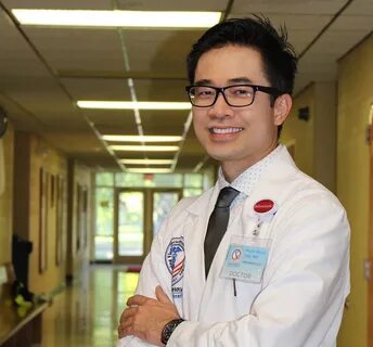Cựu sinh viên ĐH Bách khoa khuyên bạn trẻ đừng quá khiêm tốn, hãy học cách 'nổ'